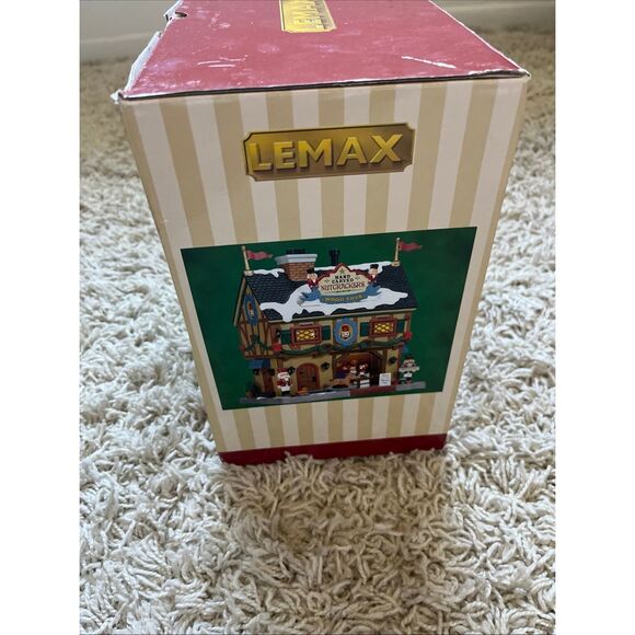 LEMAX Holiday Nutcracker & Wood Toy Carve #55994 Retired 2021 New Light Included - Picture 11 of 14